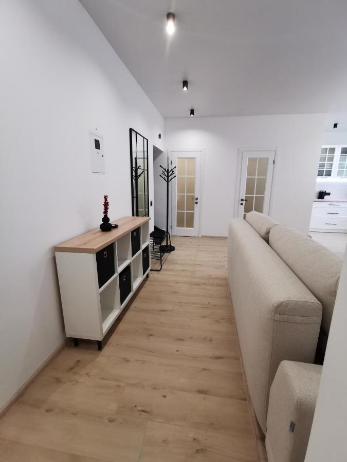 Soborna Apartment Ривне Екстериор снимка