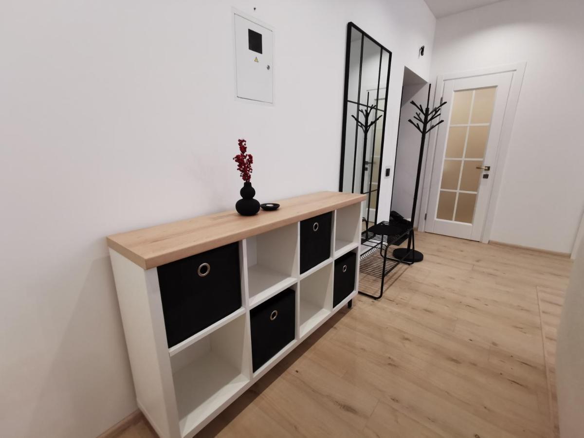 Soborna Apartment Ривне Екстериор снимка