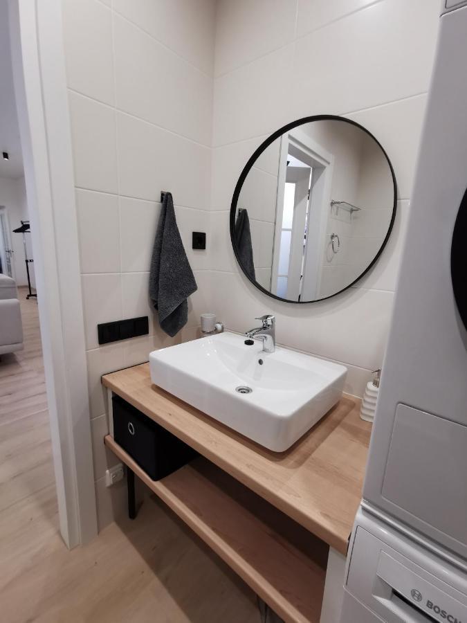 Soborna Apartment Ривне Екстериор снимка