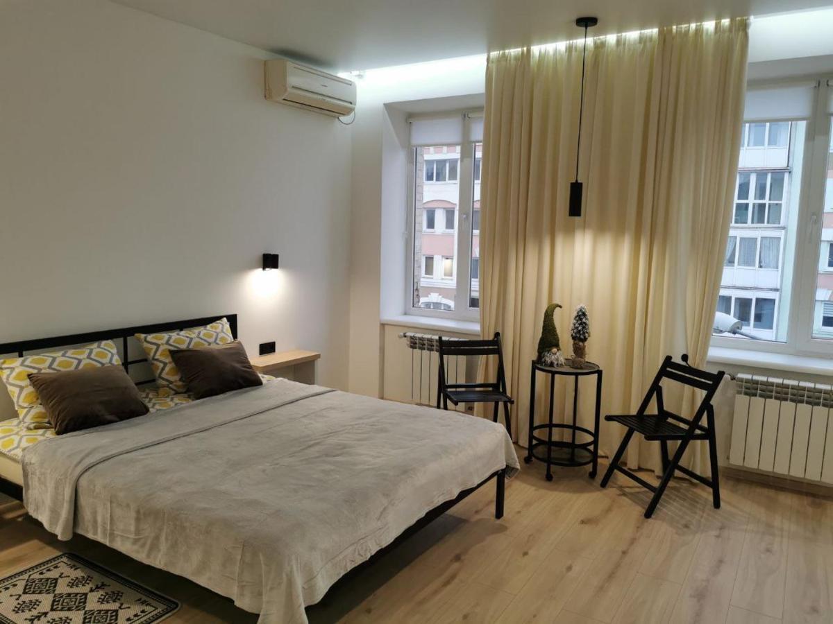 Soborna Apartment Ривне Екстериор снимка