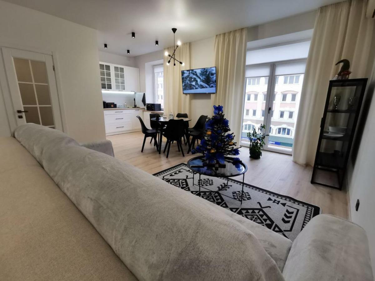 Soborna Apartment Ривне Екстериор снимка
