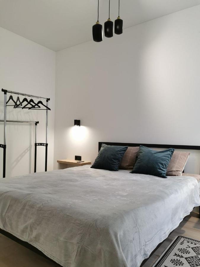 Soborna Apartment Ривне Екстериор снимка