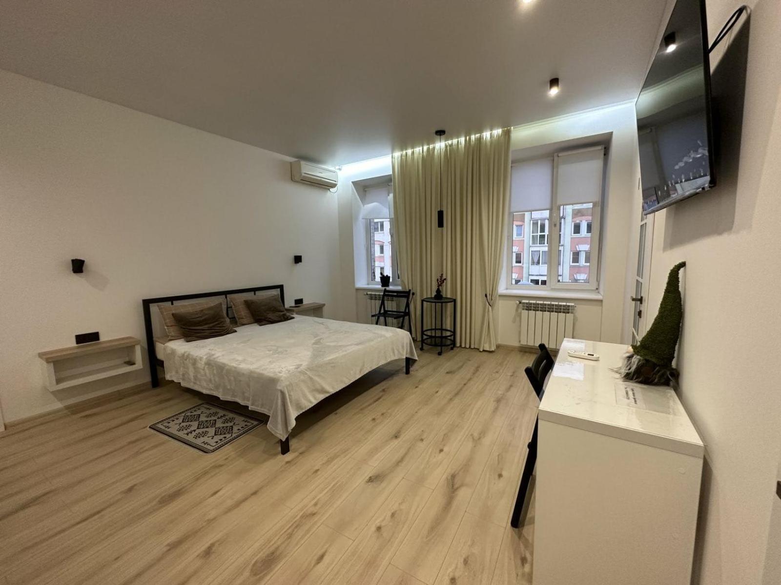 Soborna Apartment Ривне Екстериор снимка