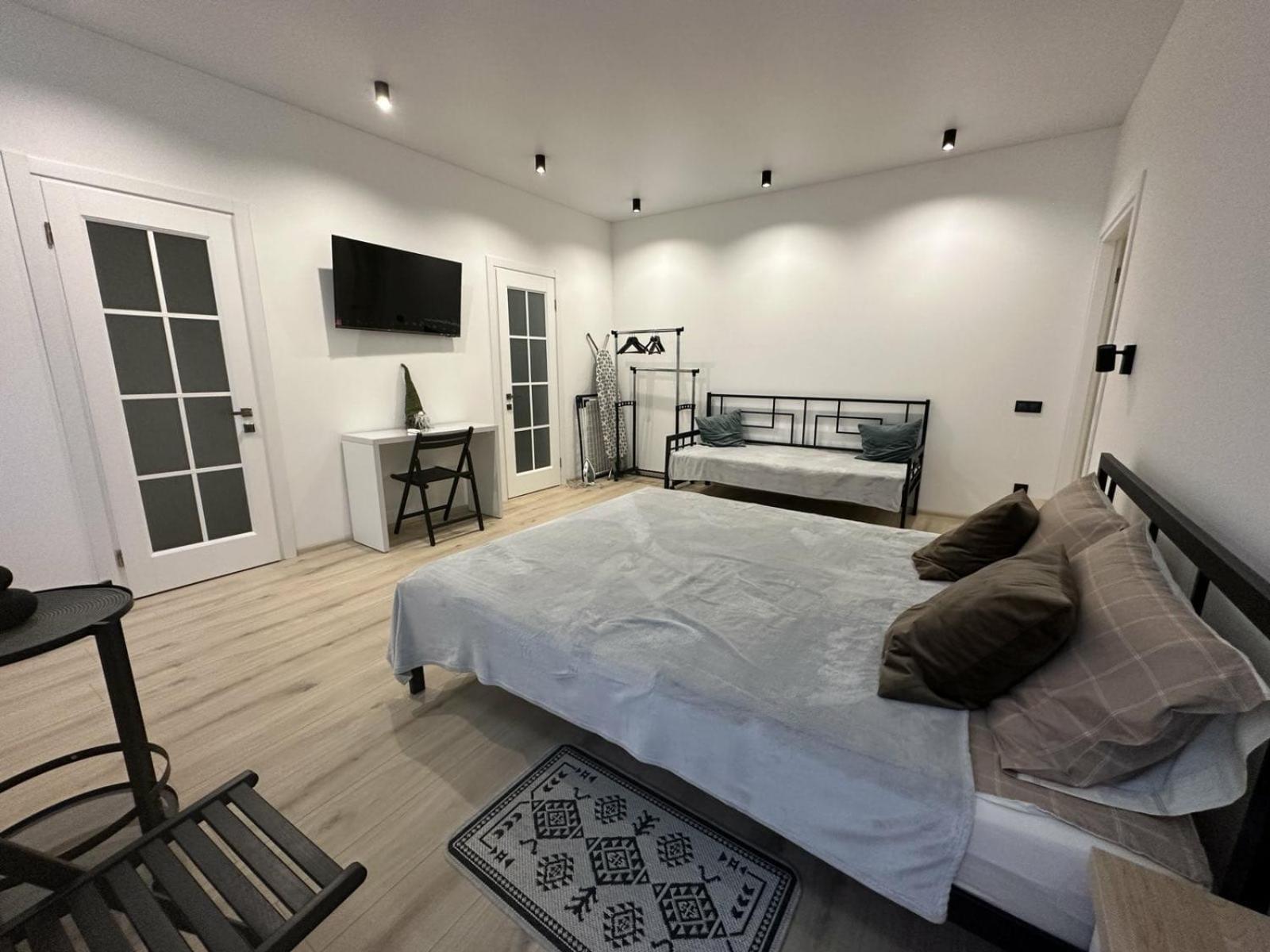 Soborna Apartment Ривне Екстериор снимка