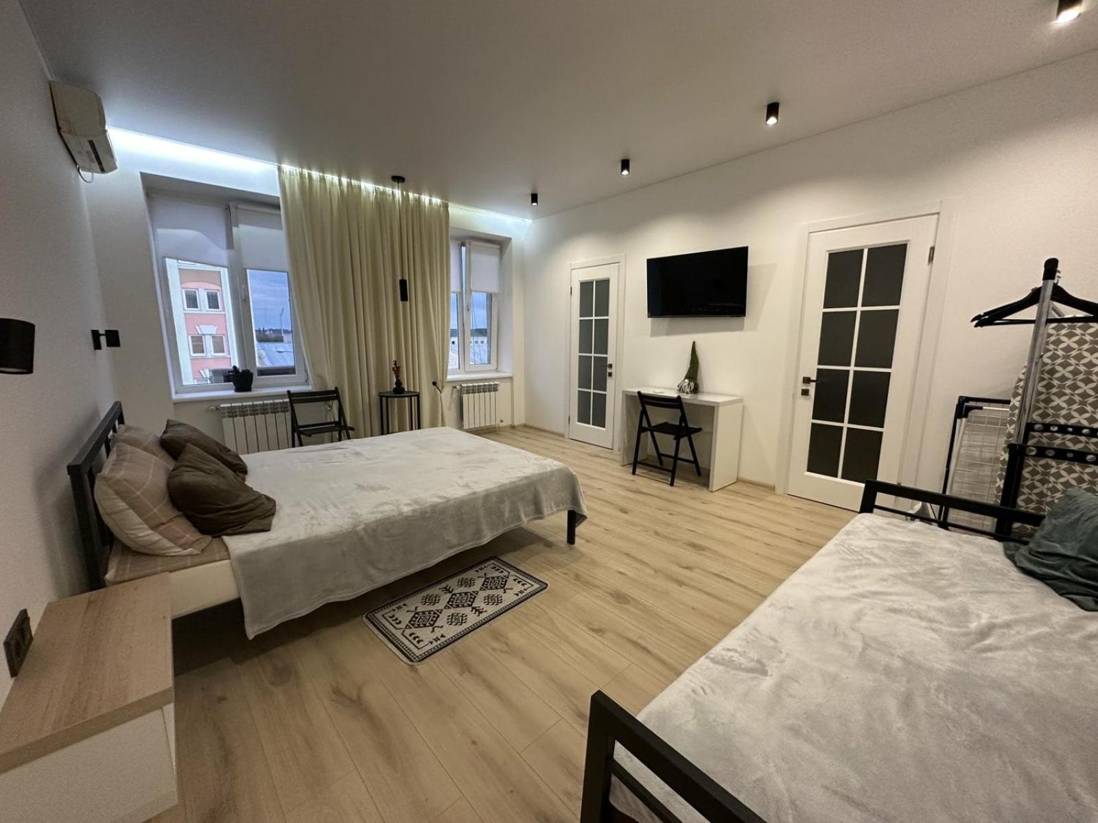 Soborna Apartment Ривне Екстериор снимка