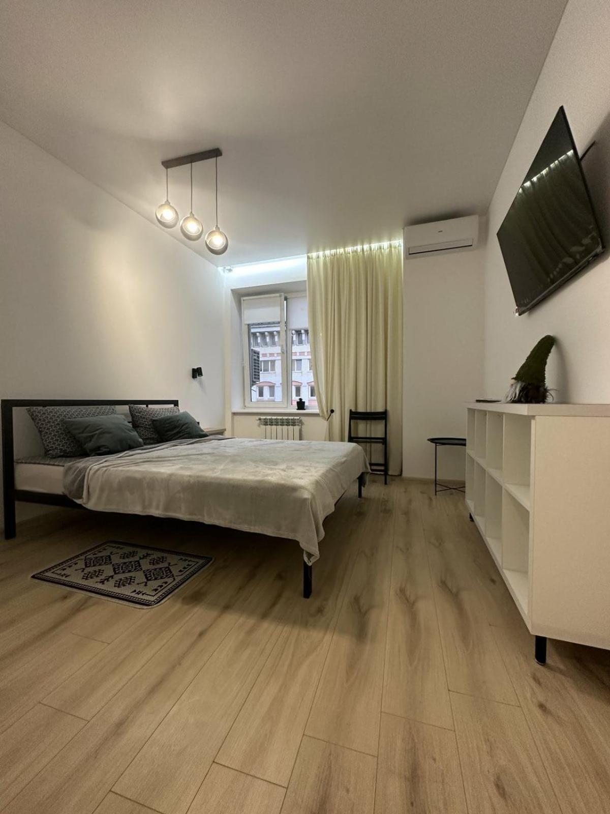 Soborna Apartment Ривне Екстериор снимка
