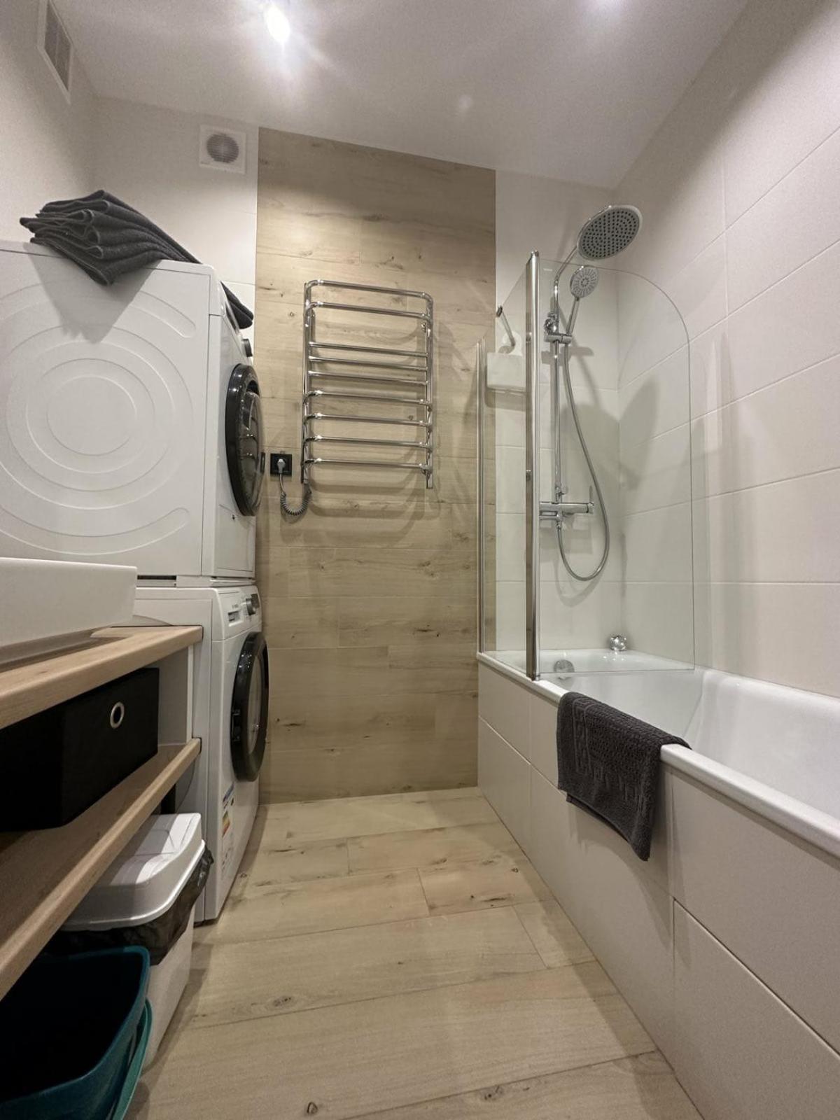 Soborna Apartment Ривне Екстериор снимка